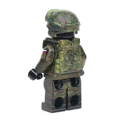 Russian soldier in summer uniform Digital Flora Camo, with helmet and vest. (not LEGO)