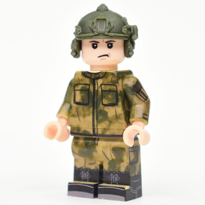 Russian soldier in Moss camouflage. (not LEGO)