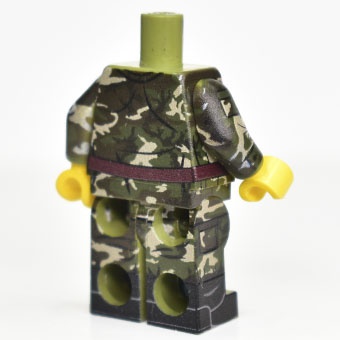 Soldier in woodland camo. 3 side printed arms