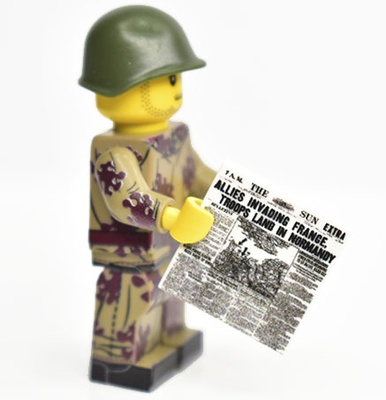 Tile 2 x 2 newspaper The Sun "Troops land in Normandy"