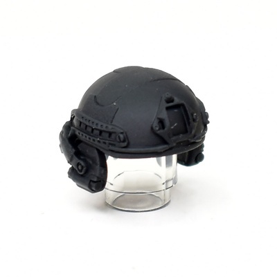 Helmet with headphones, black V3