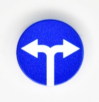 Tile Round, 2 x 2 "Road sign Turn left or right"