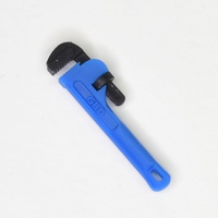 Adjustable pipe wrench for LEGO figures