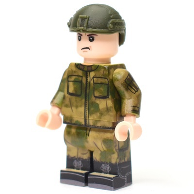 Russian soldier in Moss camouflage. (not LEGO)
