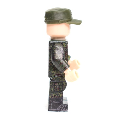 Russian soldier in summer uniform Digital Flora Camo (not LEGO)